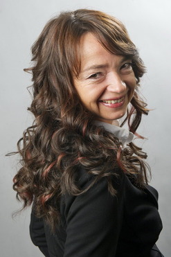 Die richtige Pflege ist das A und O, Great Lengths bietet dazu wundervolle Produkte:  (&copy; &copy; Great Lengths)