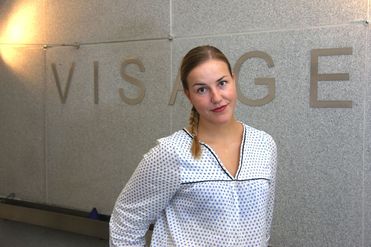 Heidi vorher: Galagewinnerin Heidi (&copy; &copy; Great Lengths)