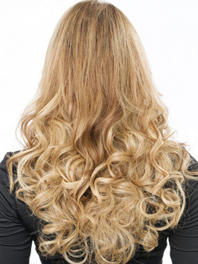 Natürlich fallende Lockenpracht:  (&copy; &copy; Great Lengths)