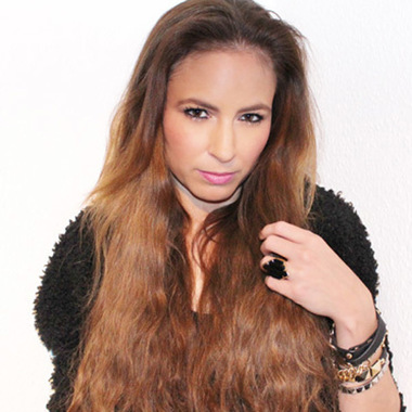 Donna J. Nova:  (&copy; &copy; Great Lengths)