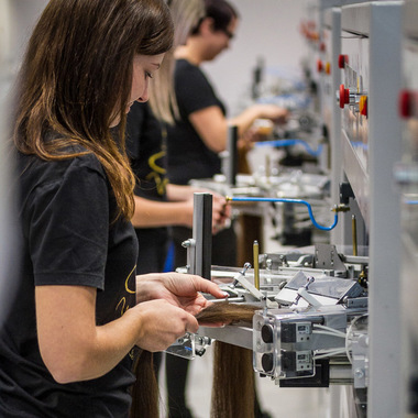 Vorbereitung für das Anbringen der Bonding:  (&copy; &copy; Great Lengths)