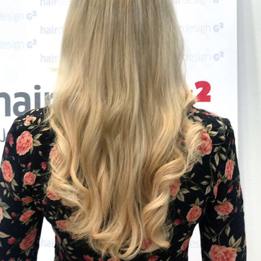 Nadja mit ihrer gelockten Mähne:  (&copy; &copy; Great Lengths)