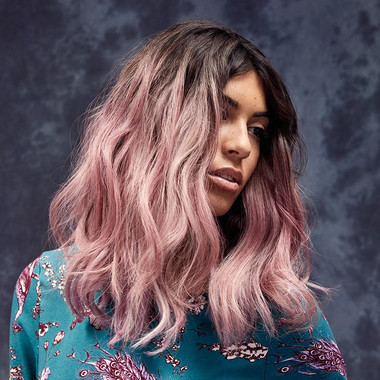 Länge, Volumen und Farbe - duch Extensions:  (&copy; Great Lengths)