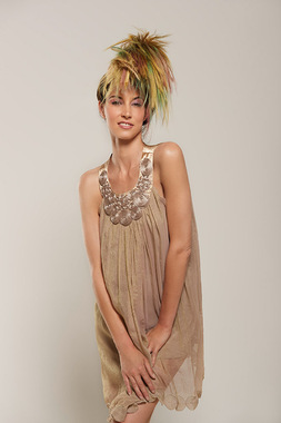 LOOK 7 - KS1D3077:  (&copy; &copy; Great Lengths)