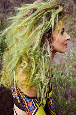 LOOK 5 - P1060657 RGB:  (&copy; &copy; Great Lengths)