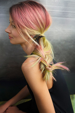 LOOK 3 - P1070650 RGB:  (&copy; &copy; Great Lengths)