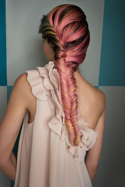 LOOK 10 - P1090332 RGB.:  (&copy; &copy; Great Lengths)