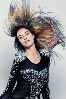 LOOK 2 - KS1D2042 RGB:  (&copy; &copy; Great Lengths)