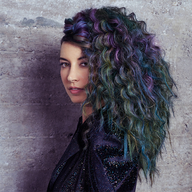 Man spürt förmlich die Energie, die im Haar steckt:  (&copy; Great Lengths)