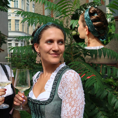 Great Lengths x Lotta Curls Wiesnedition (&copy; Lotta Curls)