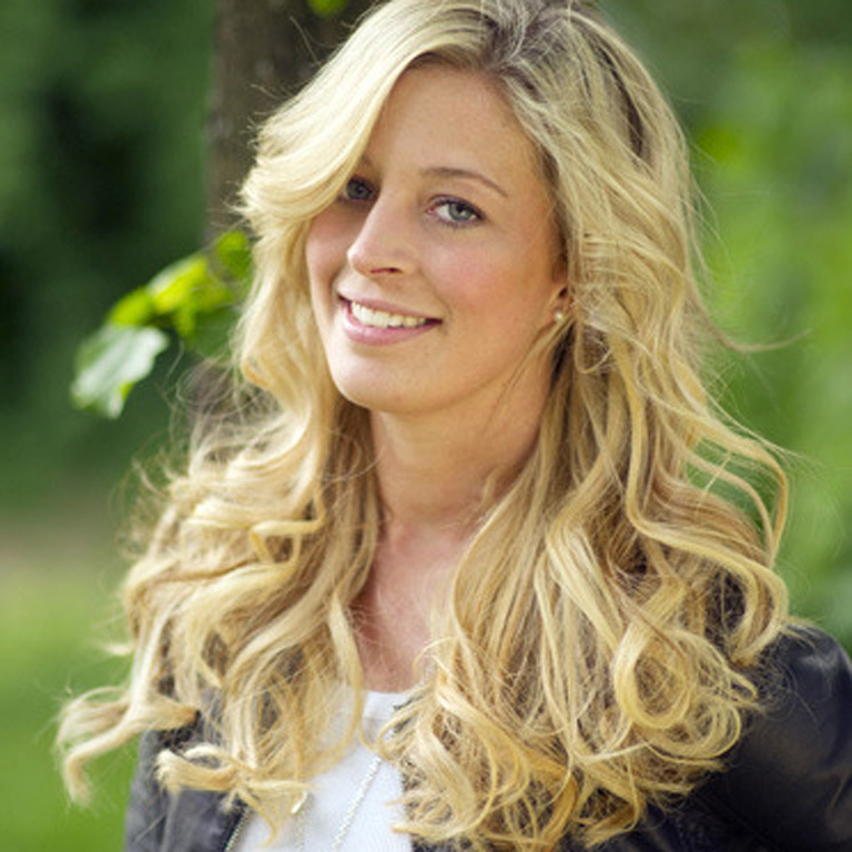 Jasmin nach dem Umstyling (&copy; Great Lengths)