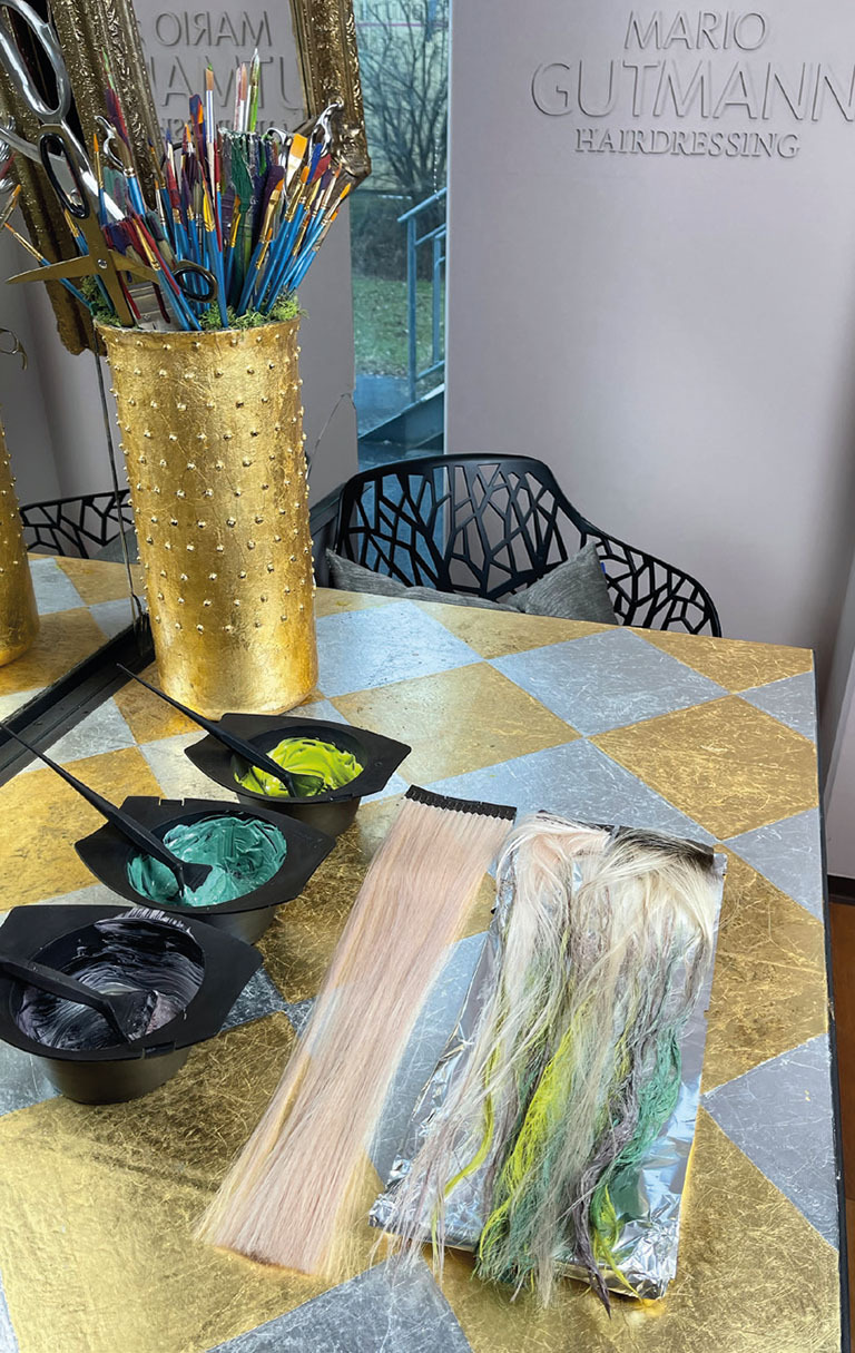 G2 – Mario Gutmann - Model Marietta - Schonendes Färben (&copy; Great Lengths)