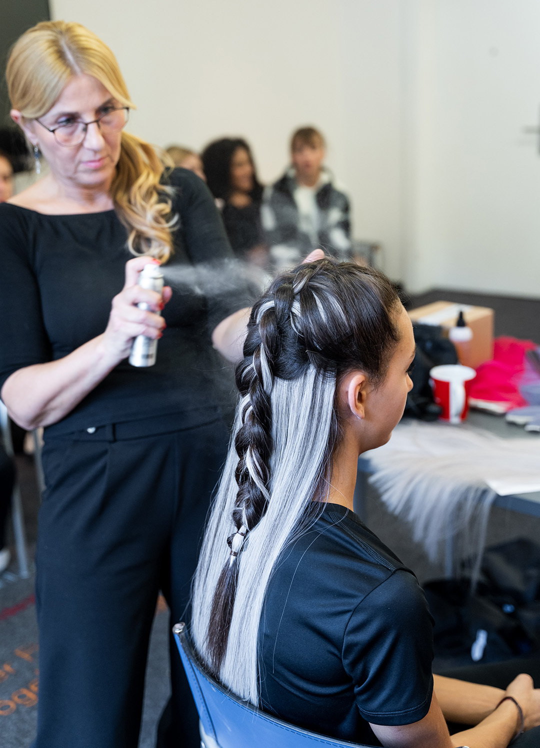 Backstage  (&copy; Great Lengths)