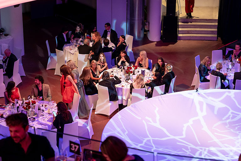 Gala Abend - 221030-GL-my_first_experience-876 (&copy; Great Lengths)