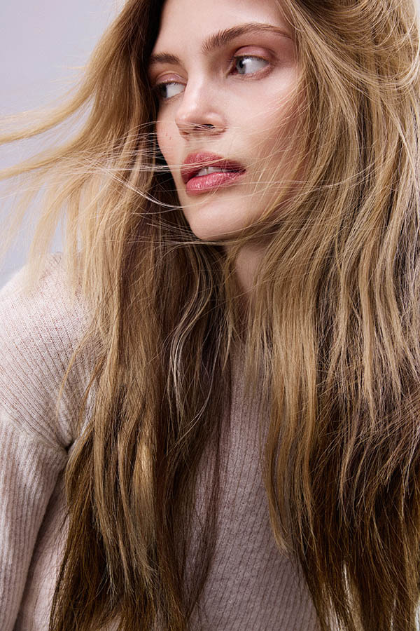 Beyond Classic Beauty Nr.016 (&copy; Great Lengths)