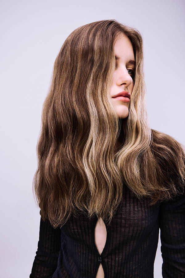 Beyond Classic Beauty Nr.044 (&copy; Great Lengths)